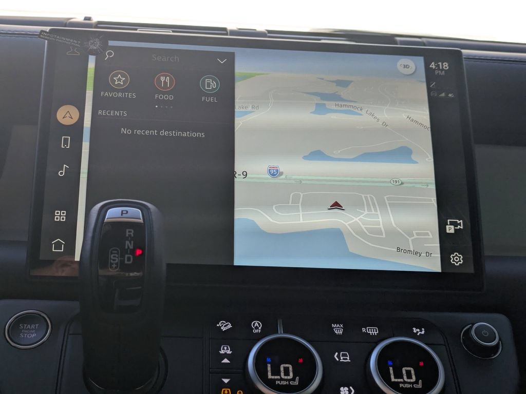 New 2026 Land Rover Defender 110 X-Dynamic SE AWD/4WD image 23