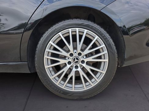 Used 2025 Mercedes-Benz CLA 250 image 14