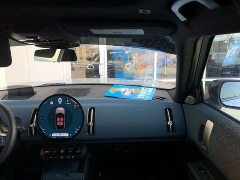 Used 2025 MINI Cooper Countryman S w/ Comfort Package Max image 21