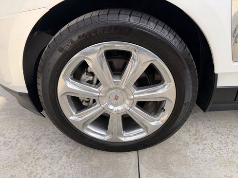 Used 2015 Cadillac SRX Premium FWD image 16