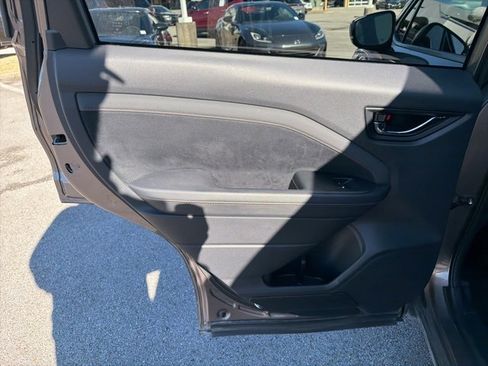 Used 2025 Subaru Forester Touring image 18