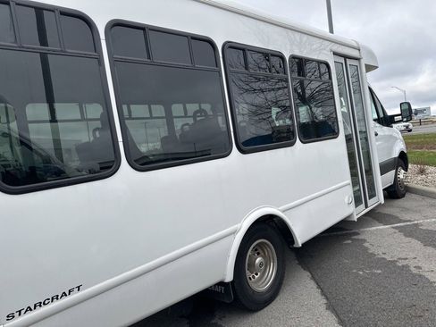 Used 2022 Mercedes-Benz Sprinter 3500 image 22