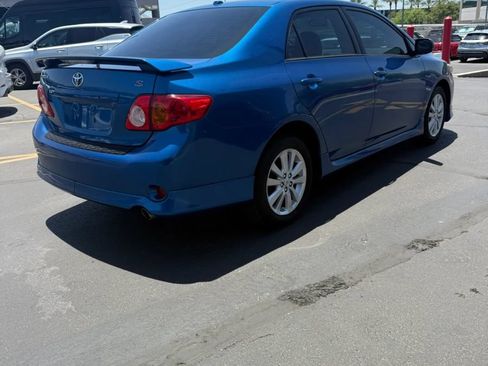 Used 2009 Toyota Corolla FWD image 4