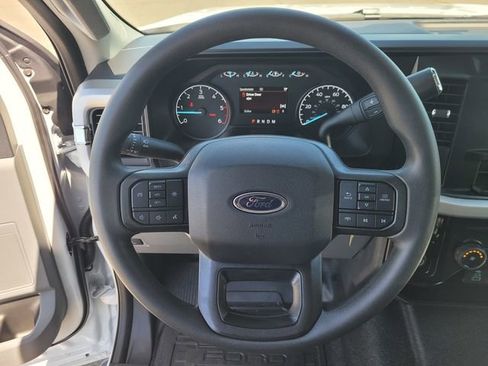 New 2026 Ford F350 XL w/ XL Chrome Package RWD image 9