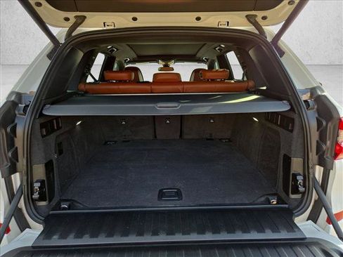 Used 2021 BMW X5 xDrive40i w/ M Sport Package image 6