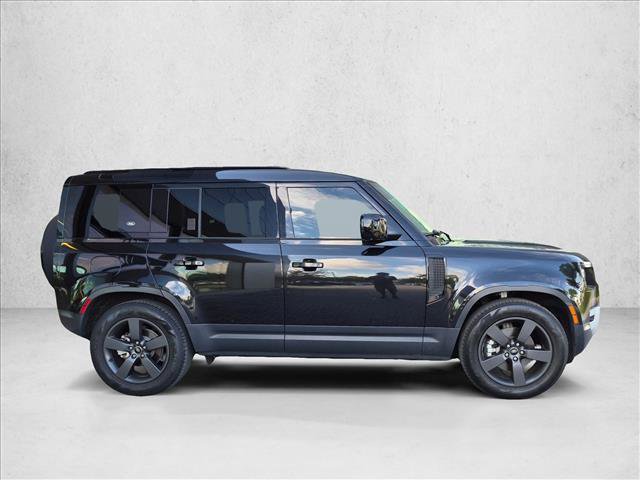 Used 2024 Land Rover Defender 110 S AWD/4WD image 4
