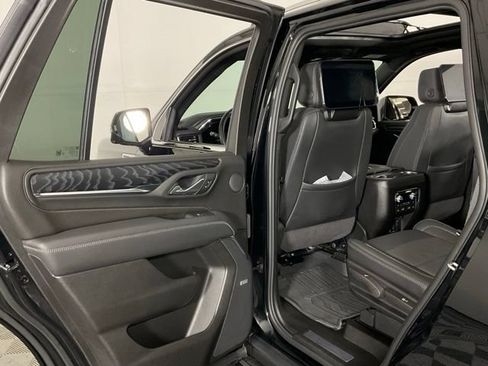 Used 2024 GMC Yukon Denali w/ Denali Reserve Package AWD/4WD image 28