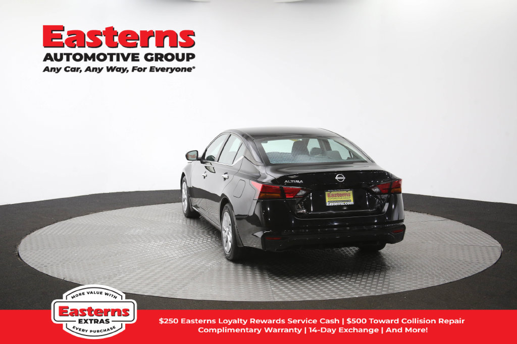 Used 2023 Nissan Altima 2.5 S FWD image 36