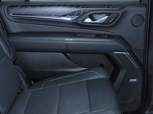 Used 2023 GMC Yukon XL Denali w/ Denali Reserve Package image 23