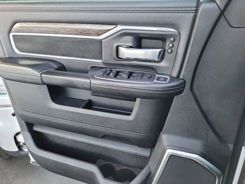 Used 2021 RAM 2500 Laramie AWD/4WD image 15