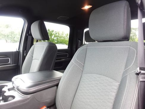 Used 2025 RAM 2500 Big Horn AWD/4WD image 23