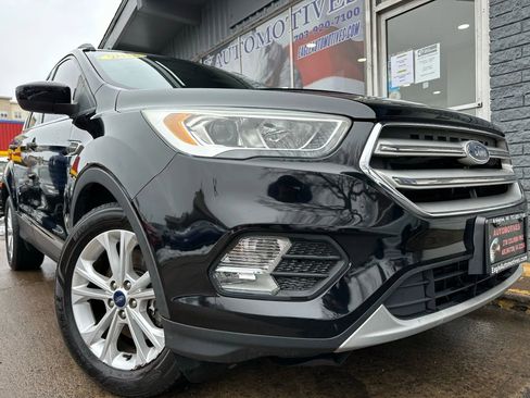 Used 2018 Ford Escape SEL image 1