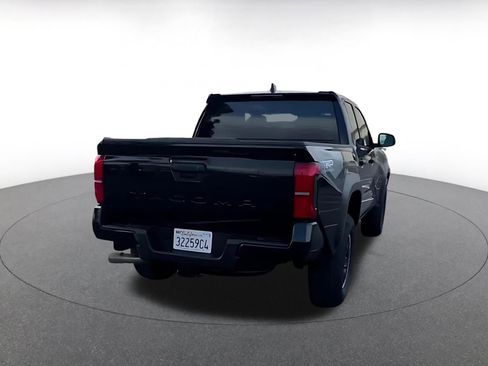 Used 2025 Toyota Tacoma TRD Off-Road image 12