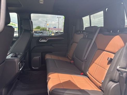 New 2026 Chevrolet Silverado 1500 High Country w/ High Country Premium Package image 14