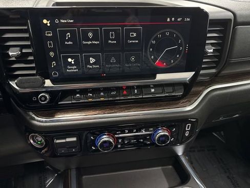 Used 2024 GMC Sierra 1500 Elevation w/ Elevation Premium Package AWD/4WD image 21