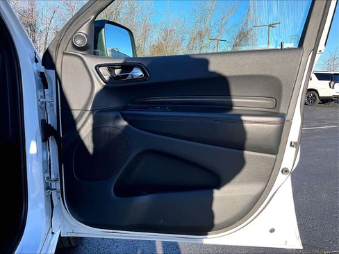 Used 2023 Dodge Durango GT image 12