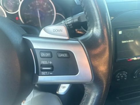 Used 2008 MAZDA MX-5 Miata Touring RWD image 17
