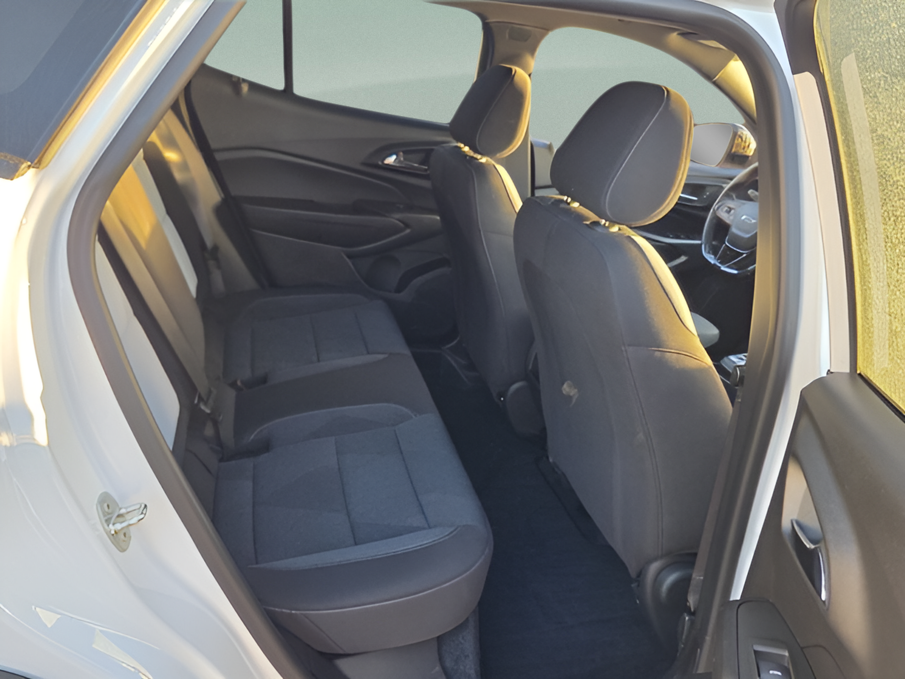 Certified 2024 Chevrolet Trax RS FWD image 18