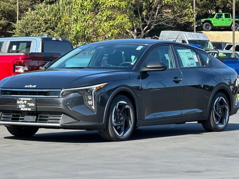 New 2026 Kia K4 EX image 8