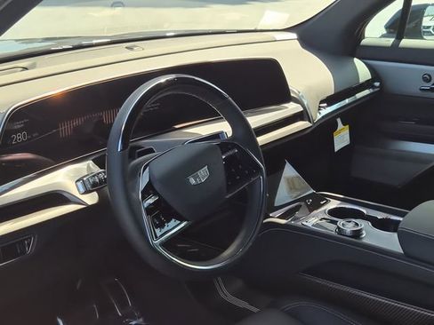 New 2026 Cadillac Vistiq Sport image 14