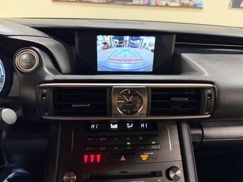 Used 2020 Lexus IS 300 F Sport image 42