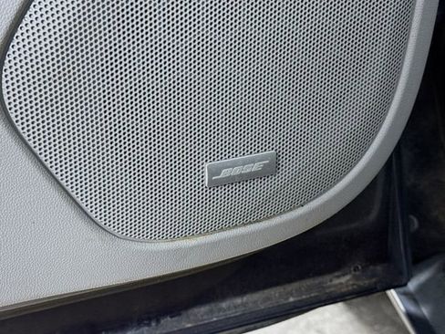 Used 2019 GMC Acadia SLT image 18