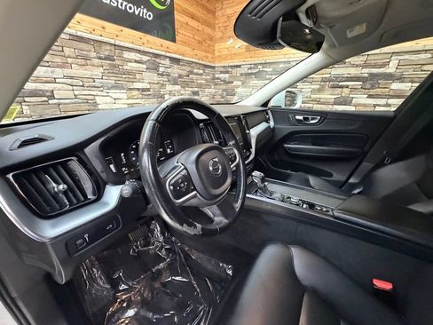 Used 2019 Volvo XC60 T6 Momentum AWD/4WD image 22