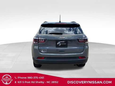 Used 2022 Jeep Compass Limited AWD/4WD image 8