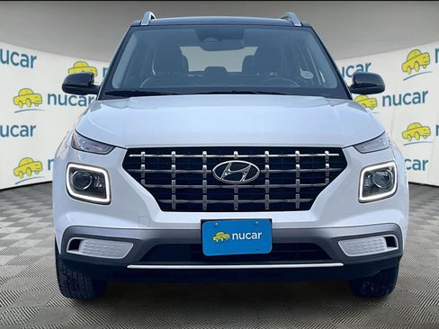 Certified 2023 Hyundai Venue Limited image 2