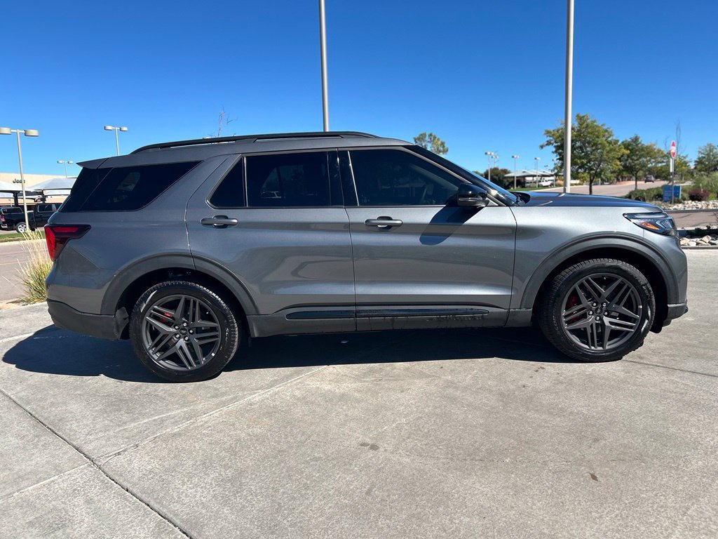 Used 2026 Ford Explorer ST w/ Sun And Sound Package AWD/4WD image 10