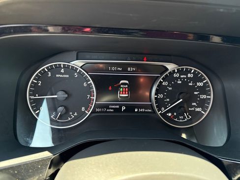 Used 2025 Nissan Pathfinder SV FWD image 22