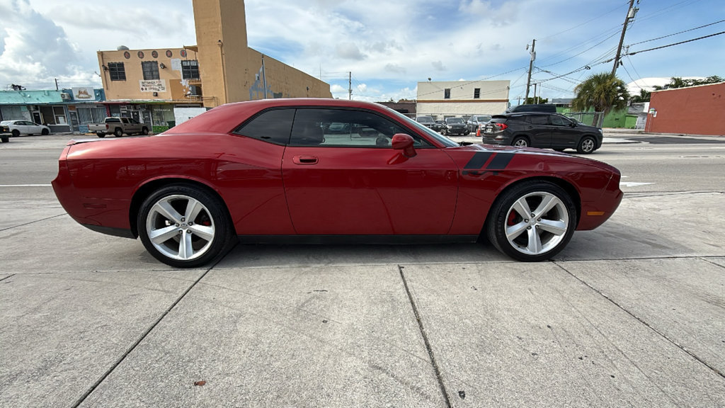 Used 2009 Dodge Challenger R/T RWD image 14