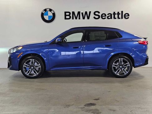 New 2026 BMW X2 xDrive28i w/ Technology Package AWD/4WD image 3