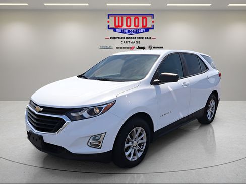 Used 2020 Chevrolet Equinox LS w/ LS Convenience Package FWD image 10