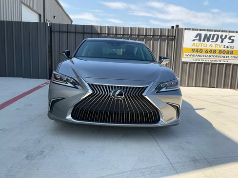 Used 2019 Lexus ES 350 w/ Accessory Package 2 FWD image 3