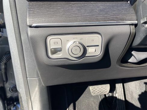 Certified 2025 Mercedes-Benz GLE 450 4MATIC image 15