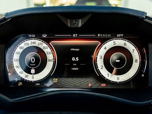 Used 2025 Aston Martin DBX 707 image 6