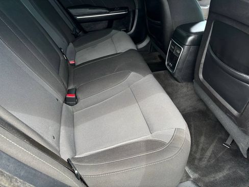Used 2016 Dodge Charger SXT AWD/4WD image 9