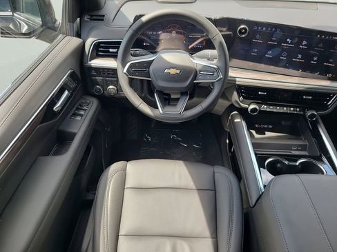 New 2026 Chevrolet Suburban LT w/ Comfort Package RWD image 15