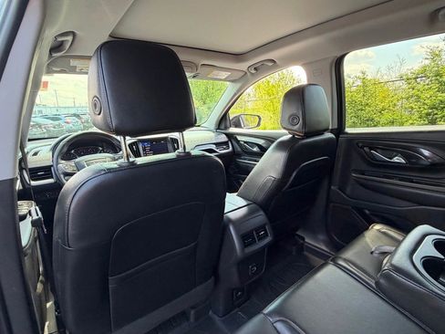 Used 2024 GMC Terrain AT4 w/ LPO, Floor Liner Package AWD/4WD image 27