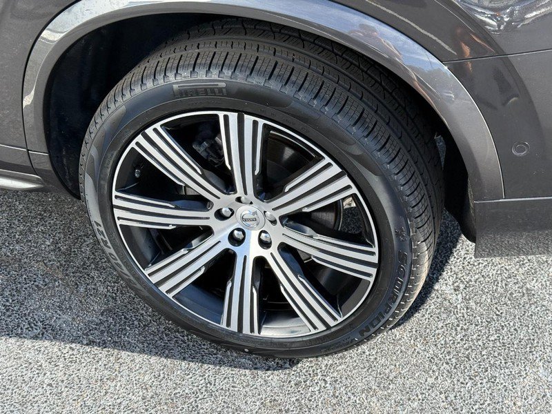 Certified 2024 Volvo XC90 T8 Ultimate AWD/4WD image 8