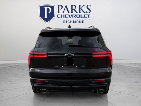 Used 2024 Chevrolet Traverse RS FWD image 6