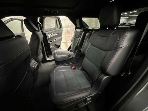 New 2026 Ford Explorer ST w/ Sun And Sound Package image 19