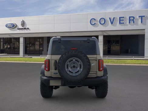 New 2025 Ford Bronco Badlands image 5