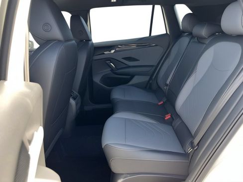 New 2026 Volkswagen Tiguan SE R-Line AWD/4WD image 7