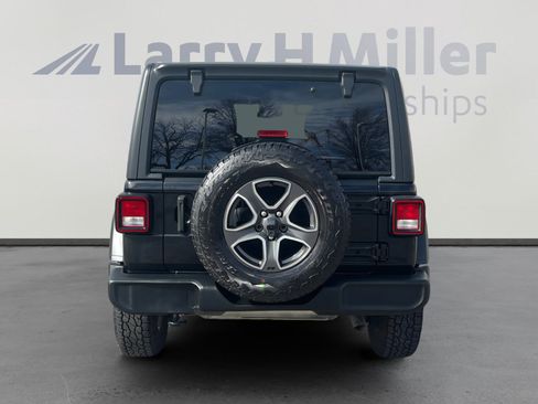 Used 2020 Jeep Wrangler Unlimited Sport S image 4