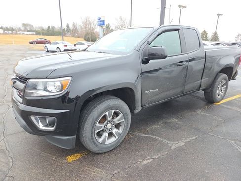 Used 2015 Chevrolet Colorado Z71 image 1