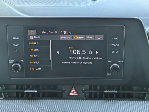 Used 2023 Kia Sportage LX image 18