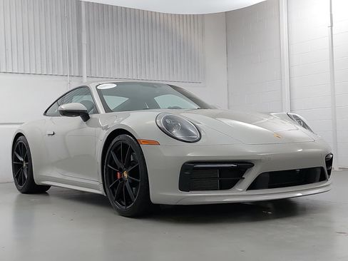 Certified 2024 Porsche 911 Carrera S RWD image 9