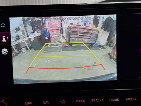 Used 2023 Kia Forte GT-Line image 22